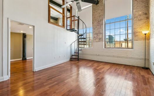 920 POEYFARRE Street Unit#225, New Orleans, Louisiana 70130