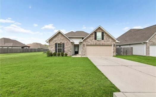 60342 Sunset Oak Boulevard, Lacombe, LA 70445